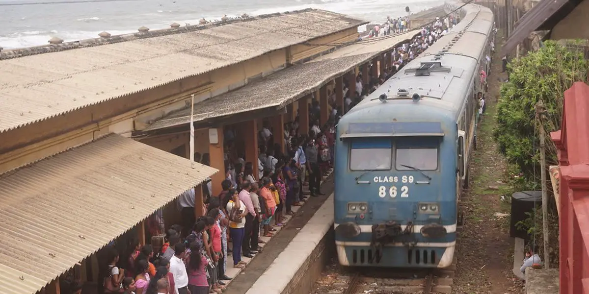 Kollupitiya Railway Station