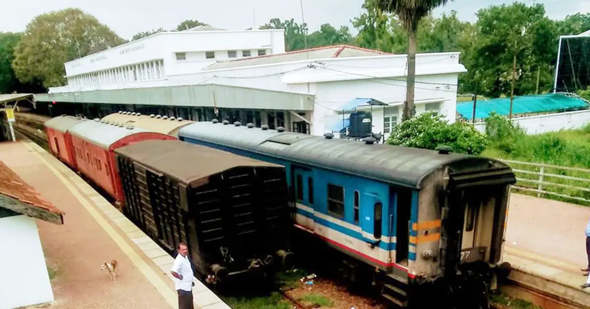 Yal Devi Train Derailed at Anuradhapura