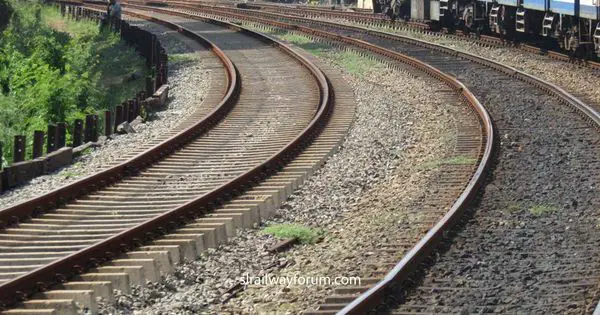 Sri Lanka Railways is Facing Challenges with Daily Track Maintenance