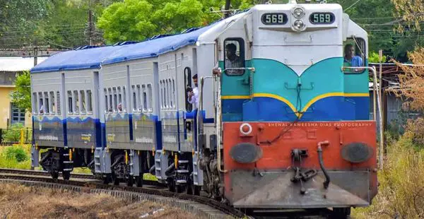 Zero Chance Livery Wagons for Maho - Batticaloa Mixed Train