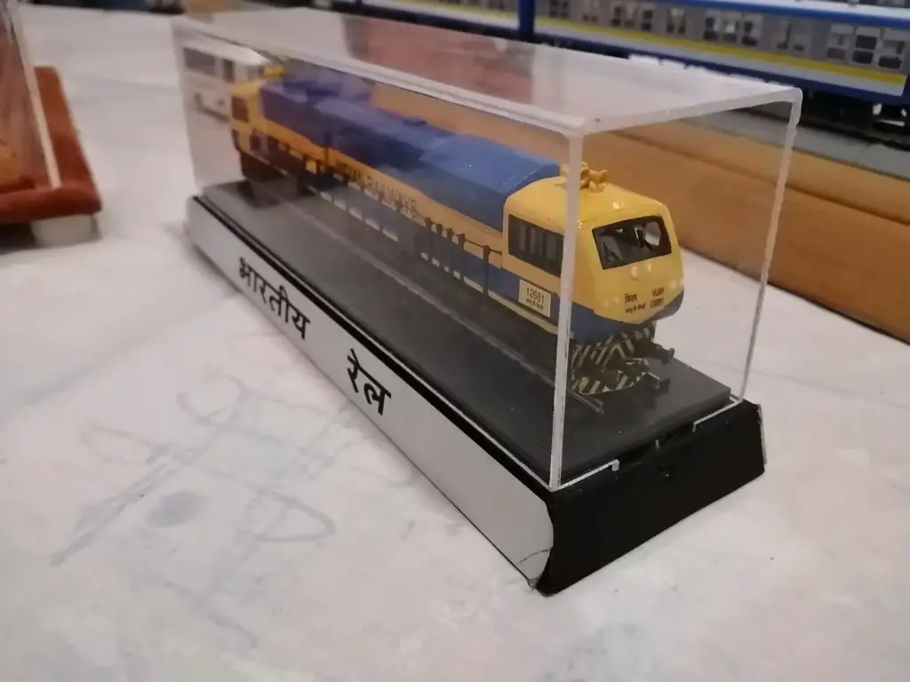 Class M11 locomotive model